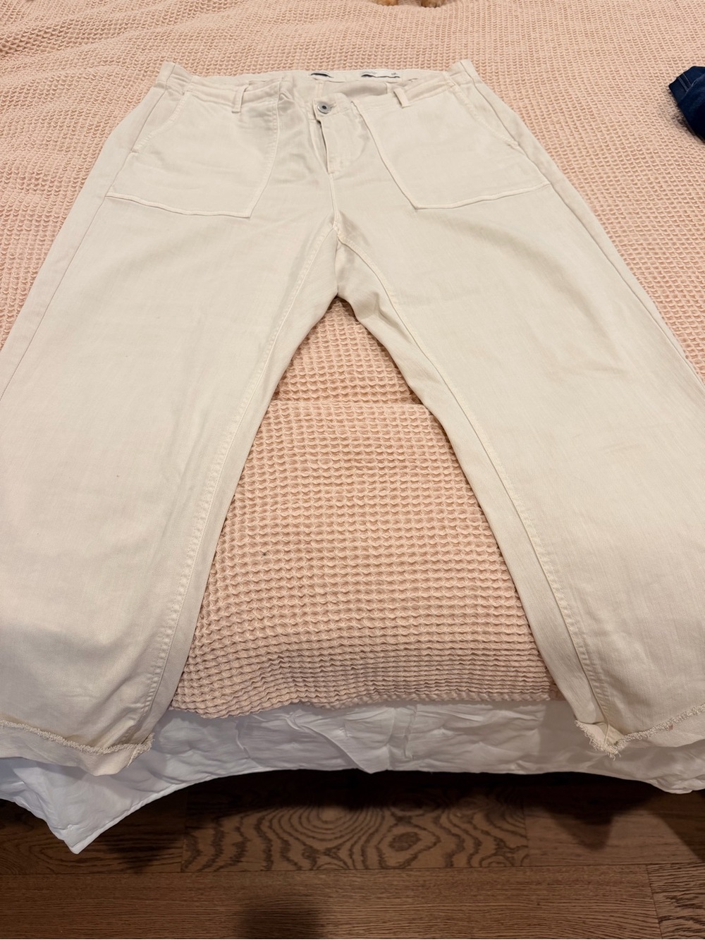 J.Jill high rise straight leg Cream Denim jeans.